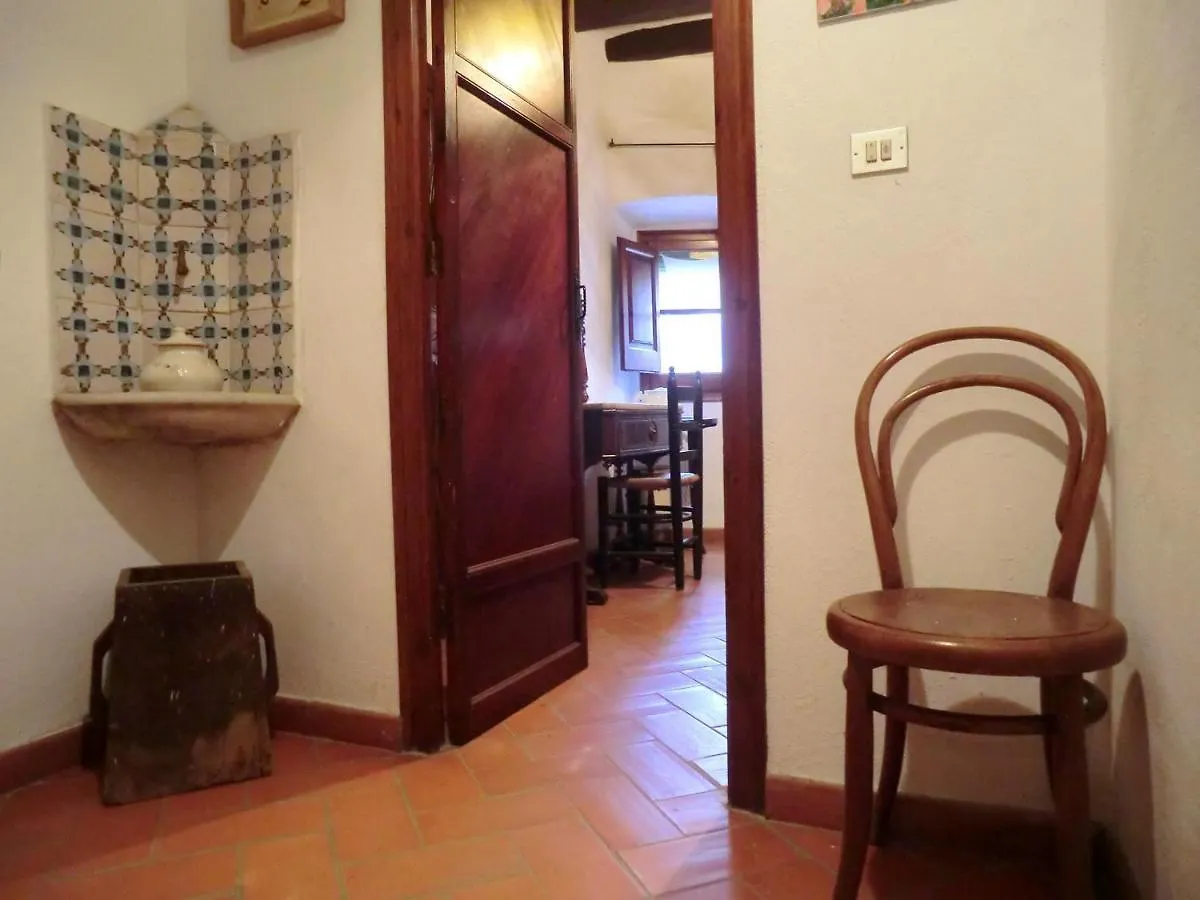 Casa De Piedra Del Siglo XVII Restaurada Con Encanto, Para 8 Personas, En Castello D'Empuries - Es-228-96 Holiday home