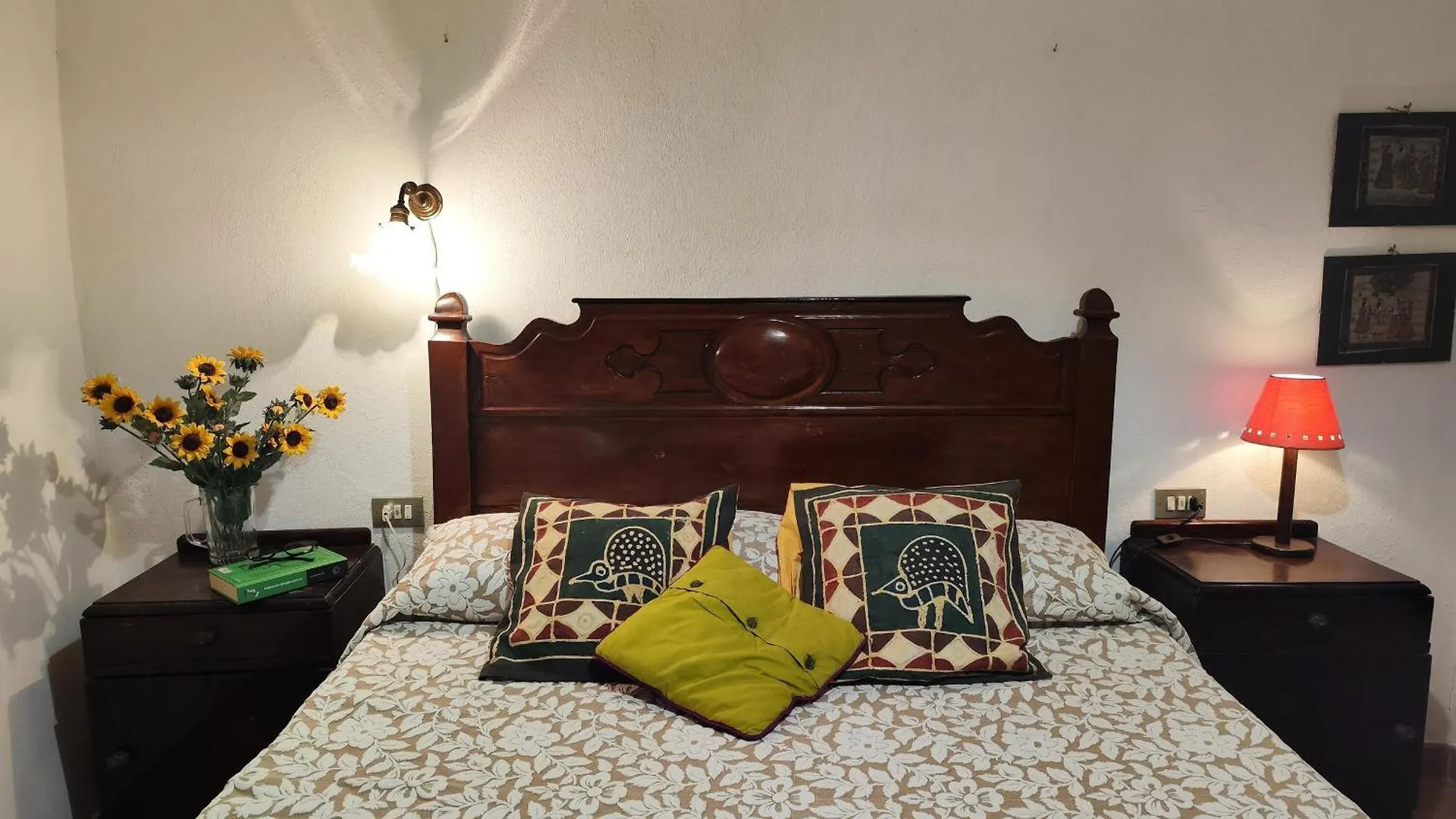 Casa De Piedra Del Siglo XVII Restaurada Con Encanto, Para 8 Personas, En Castello D'Empuries - Es-228-96 Holiday home