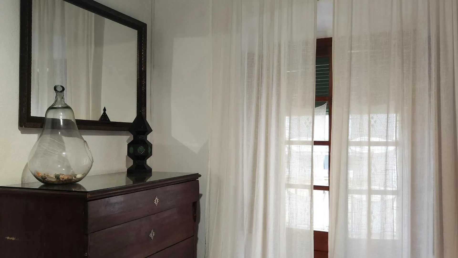 Vakantiehuis Casa De Piedra Del Siglo XVII Restaurada Con Encanto, Para 8 Personas, En Castello D'Empuries - Es-228-96 Spanje