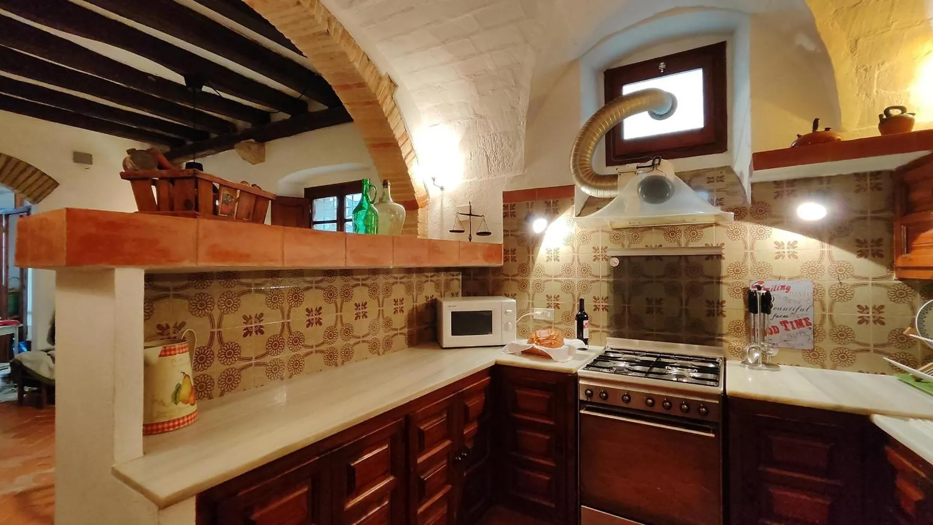 Casa De Piedra Del Siglo XVII Restaurada Con Encanto, Para 8 Personas, En Castello D'Empuries - Es-228-96 Tatil Evi Castello  D'Empuries